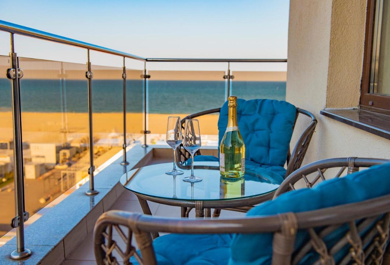 Apartamento Summerland Luxury Velvet Front Sea View Mamaia Exterior foto
