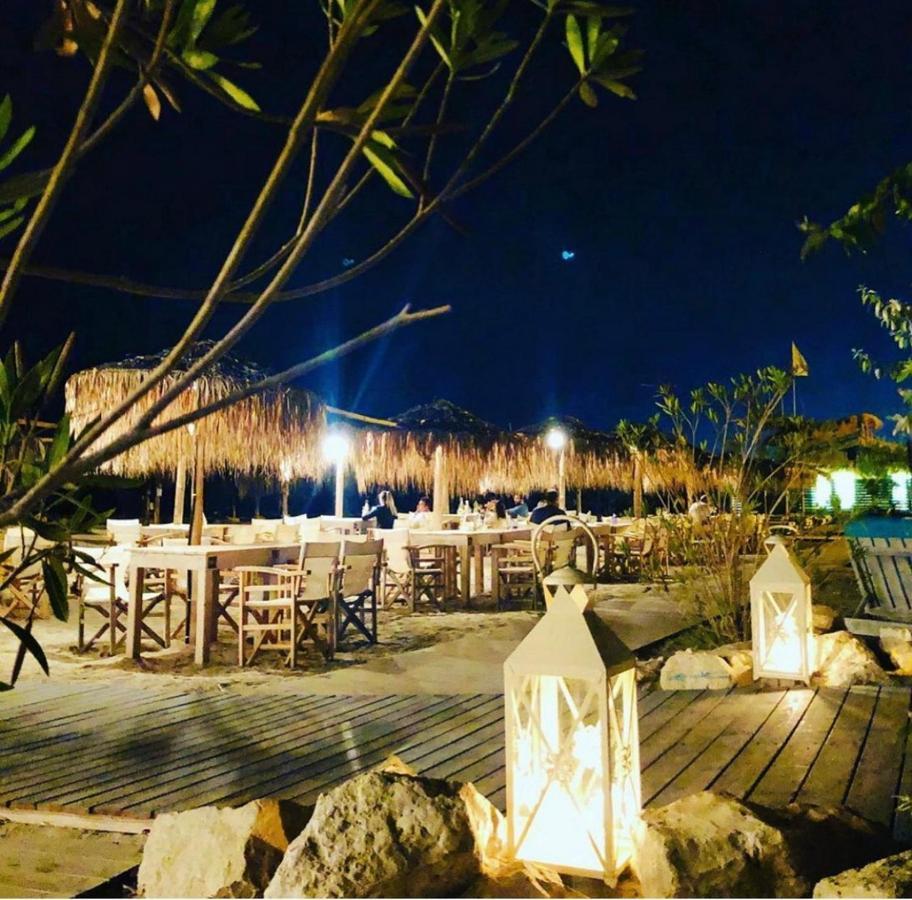 Apartamento Summerland Luxury Velvet Front Sea View Mamaia Exterior foto
